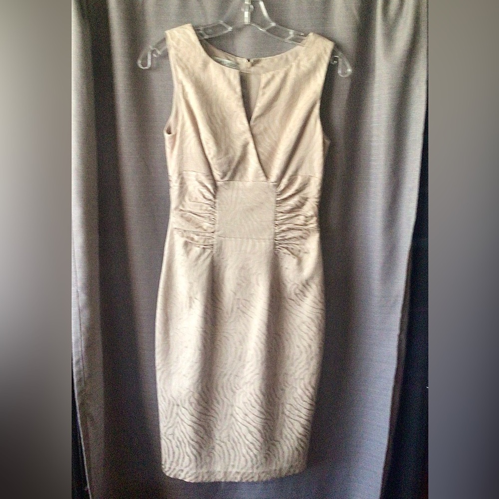 Kay Unger Blush Textured Jacquard Cocktail Dress